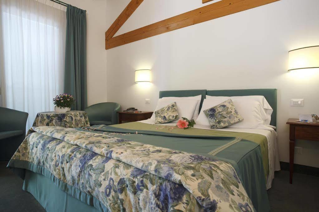 Albergo Al Moretto Castelfranco Veneto Exterior photo
